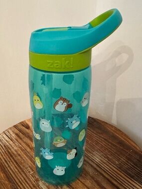 New! Zak! Brand Blue Green Squishmallow Water Bottle with cute Animal Design